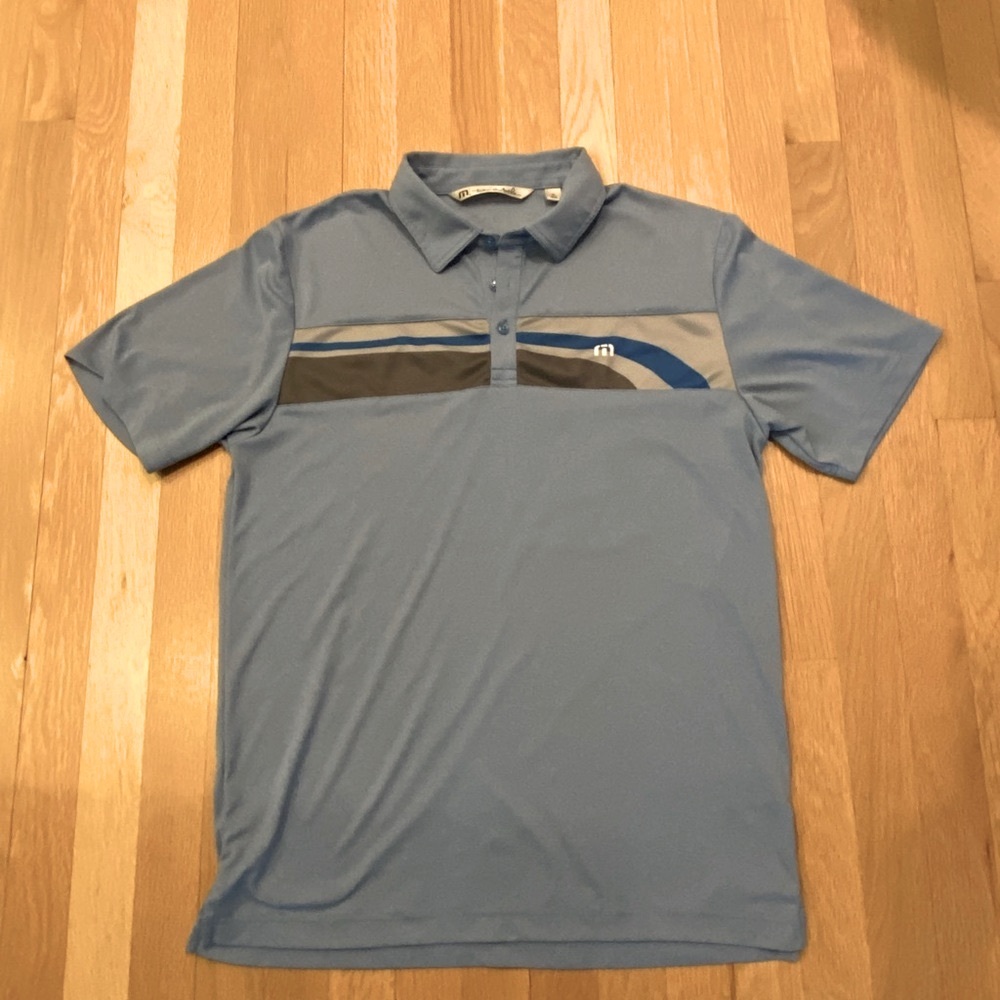 Travis Mathew Mens Blue Polo Shirt w Chest Design (Gray & Blue) / Size M